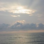 기차에 내리면 바로 보이는 바다.. <b>정동진</b>.. 첫번째