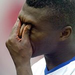 <대륙간컵> 카메룬팀 비비앙푀 경기도중 사망 <b>iiii</b>