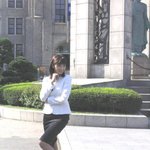 한채영 대학졸업 전신사진~