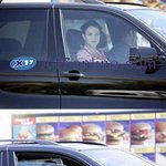 <b>보모</b>와 마트에 간 브리트니