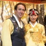 <b>한복</b>입은 니컬라스 부부