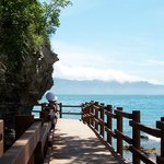 the way to the <b>sea</b>