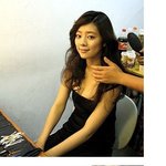 <b>홍수아</b>, 이렇게 보니 은근 글래머
