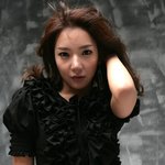 웃찾사 <b>하영</b>, 18인치 개미허리로 섹시화보 공개