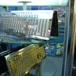 금키보드 줄까? 은 키보드 줄까?