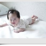 첫딸 <b>예인</b>이의 표정은 압권~