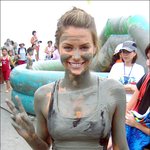 2004 미스 유니버스 보령 머드축제 <b>참가</b>