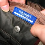 버버리 블루<b>라벨</b> 토드백입니다