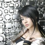 이정현~ <b>식판</b>을 배경으로 이런 사진을