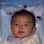 몇<b>가닥</b>의 머리카락으로...