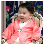광복절날 태어난 아이