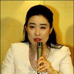 손호영 '새 엄마'의 기자<b>회견</b>  현장
