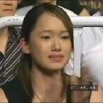 최홍만이 우승하자 눈물을 흘렸던 <b>여인</b>은 대체 누구죠?