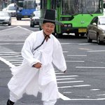 과거와 현대의 <b>절묘</b>한 조화