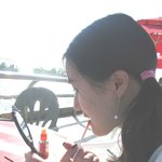 내여자친구 <b>화장발</b>..거울도 공주거울이예요 ㅋㅋ