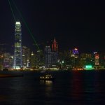 중국 <b>홍콩</b>의 레이져 야경 쇼.