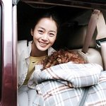 김태희 <b>차안</b>에서 방긋~