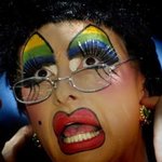 호주 '드랙 퀸'(drag <b>queen</b>, 여장남자)