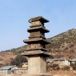 <b>보물</b> 제30호 만복사지오층석탑