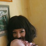 <b>이본</b>너무 예쁘요..
