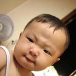 이 쟈슥 <b>똥</b>마렵나?