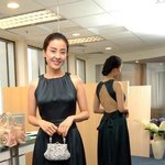 <b>삼각</b> 섹시드레스 박은혜도 입었네