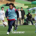 홍명보 조끼 뒤집은 까닭은?