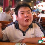 인터넷을 휩쓸었던 '<b>합성</b>뚱보' 다 컸네!