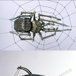 고철로 만든 금속<b>공예</b> 작품