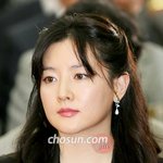 문화<b>포상</b> 받는 이영애 최근, 좀 살찐듯??