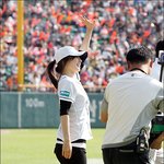 <b>홍수아</b>시구