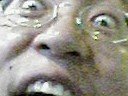 <b>멀쩡</b>한 사람인데 카메라를 들이데니...ㅡ.,ㅡ;;