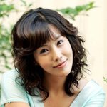 웃을 <b>때의</b> 김정은이 좋다~~