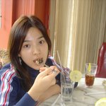 <b>혜교</b>밥먹는직찍~