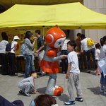 뭘<b>보나</b>?
