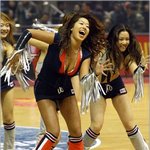 중국의 <b>치어</b>리더