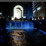 2005년 루미나<b>리에</b>가 한창중인 청계천!