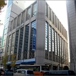 <b>웅장</b>한 모습의 외환은행 대구지점입니다.