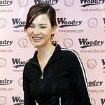 이소라 트레이닝 <b>웨어</b> 오픈 쇼