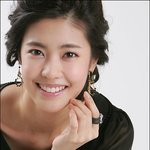 발랄한 배우 이윤지
