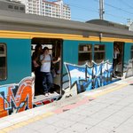 그뎌 울나라 <b>전동차</b>에도 그래피티 함다..ㅋㅋ