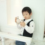 <b>건호</b>
