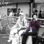 미안하다, **<b>어서</b>...