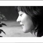 성유리 최근 인터뷰 예술적인 <b>옆선</b>