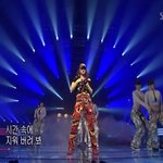 <b>렉시</b> 가슴 노출 사건