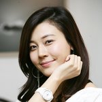 <b>화사</b>한 김하늘의 미소