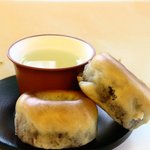 경주 불국사에서 차와 <b>황남빵</b>!