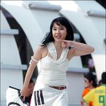 허걱 살찐 이정현, 살쪄서 다시 춘 <b>테크노</b>