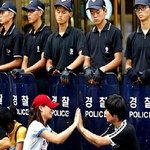 시위할때 <b>전경</b>대처법