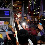 충격속보 "<b>시민</b>들이 견디다 못해 전경차량에 물대포 발사."